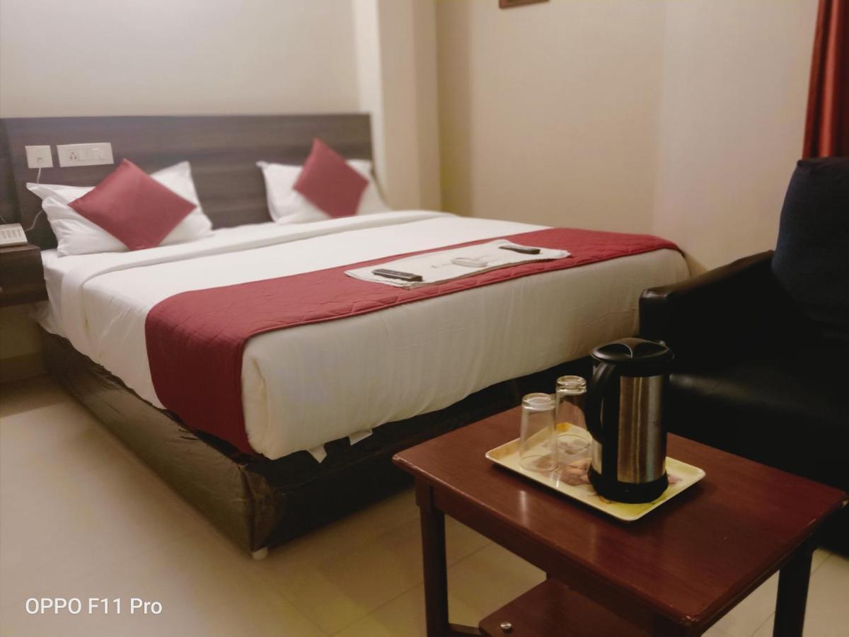 Hotel I-Way Residency Perungudi Chennai Eksteriør billede